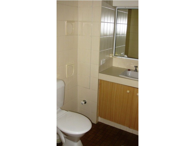 22/164 High Street, Southport QLD 4215