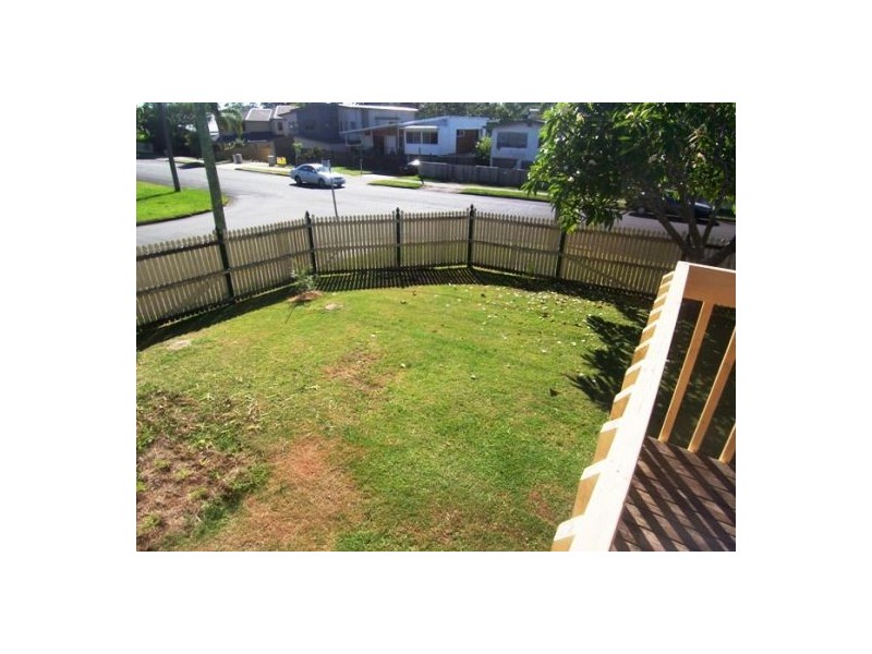 19 Elaine Street, Southport QLD 4215