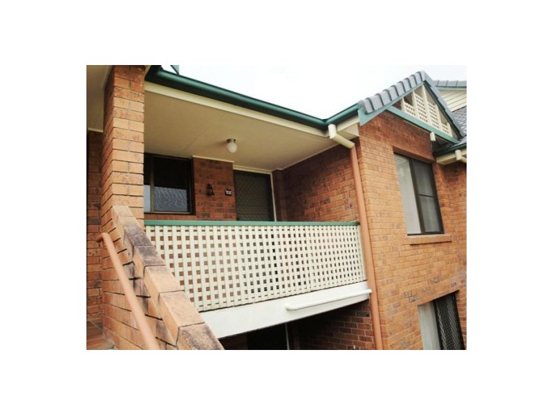 28/164  High Street, Southport QLD 4215