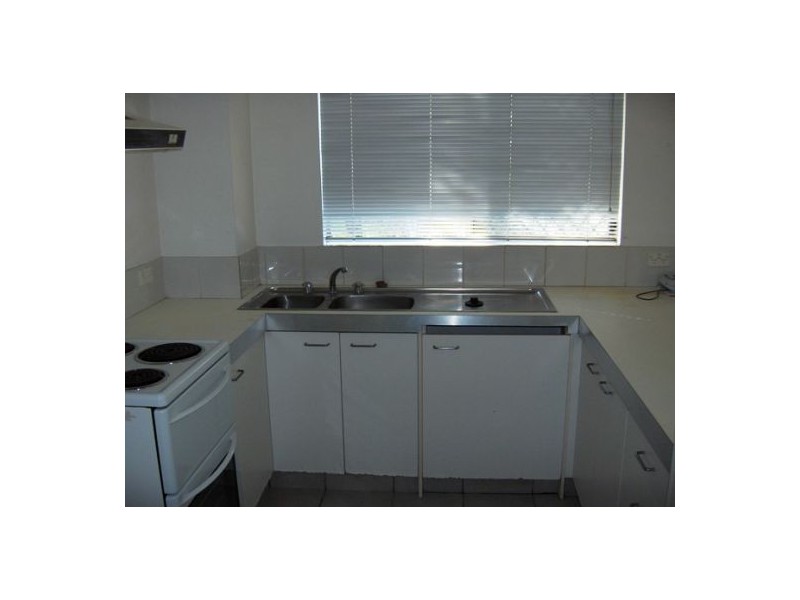 1/26 Lather Street, Southport QLD 4215