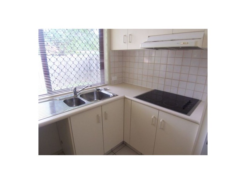 5/212 Central Street, Labrador QLD 4215