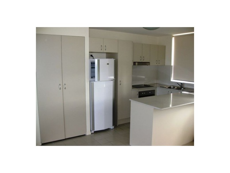 18/6-10 Rose Street, Southport QLD 4215