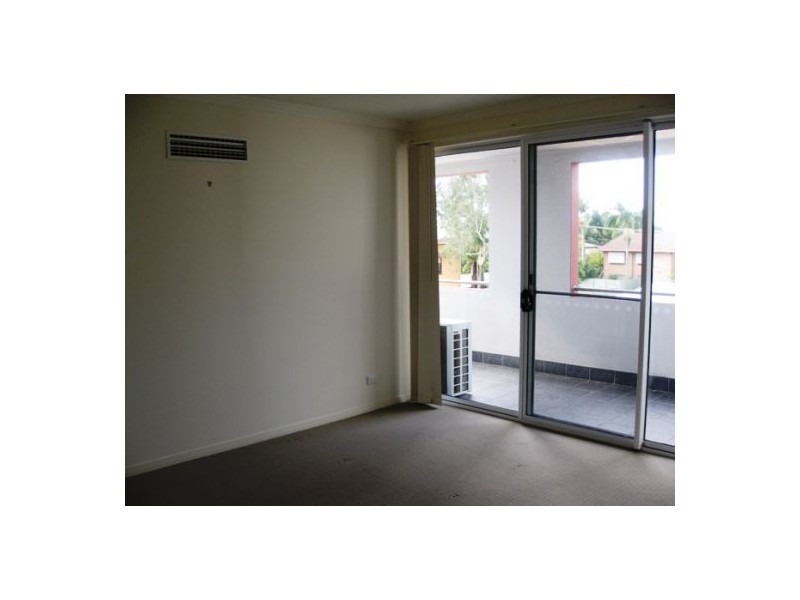 18/6-10 Rose Street, Southport QLD 4215