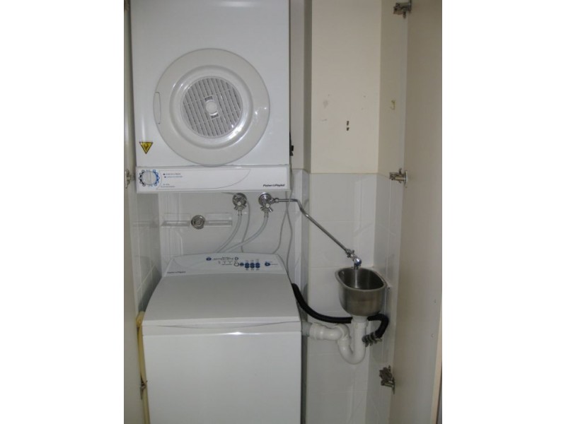 18/6-10 Rose Street, Southport QLD 4215