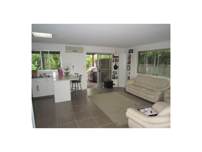 2/42 William Steet, Southport QLD 4215