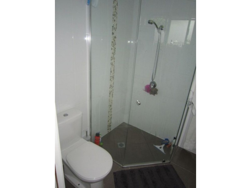 2/42 William Steet, Southport QLD 4215