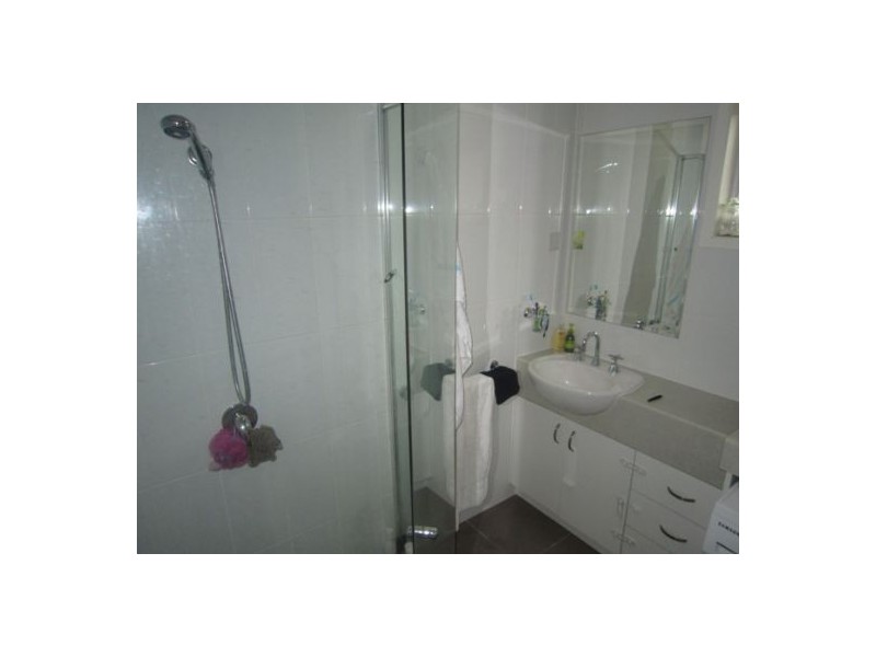 2/42 William Steet, Southport QLD 4215