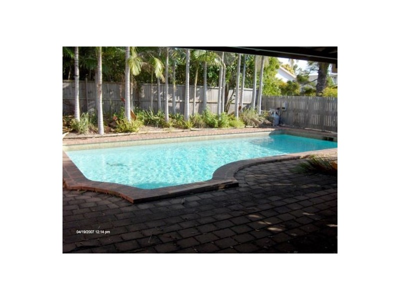 28 Dowling Drive, Southport QLD 4215