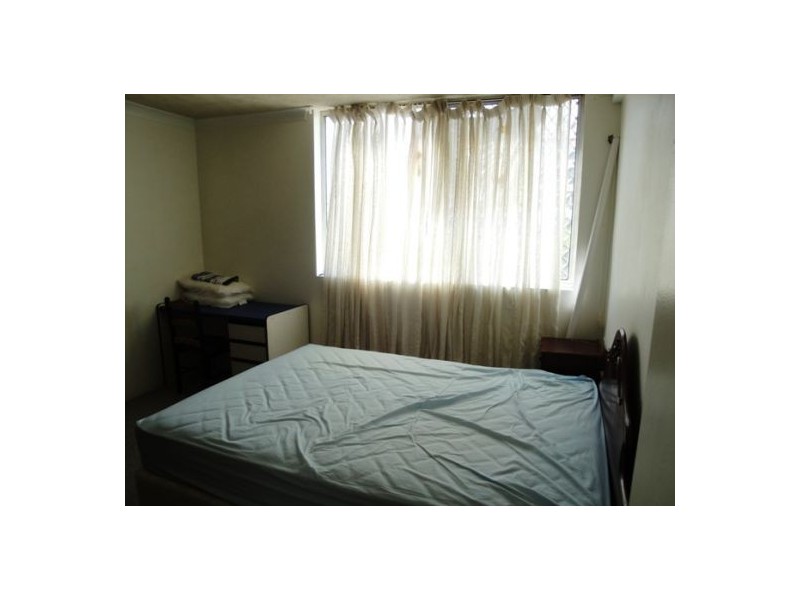 2/45 Railway Street, Southport QLD 4215