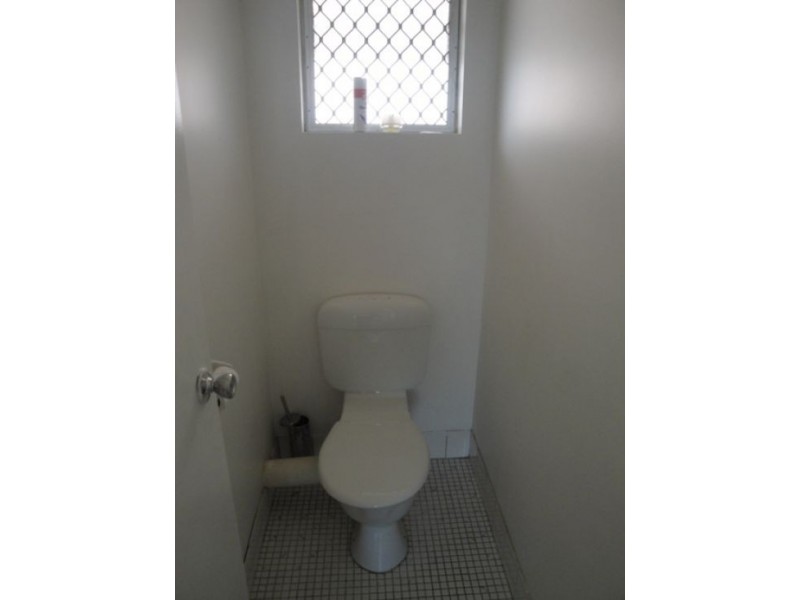 2/45 Railway Street, Southport QLD 4215