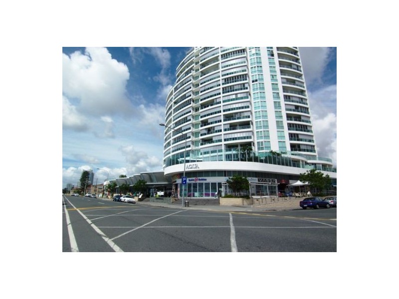 3/5 Ahern Street, Labrador QLD 4215