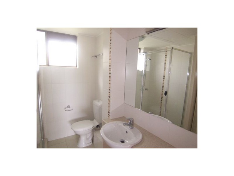 15/490 Marine Parade, Biggera Waters QLD 4216