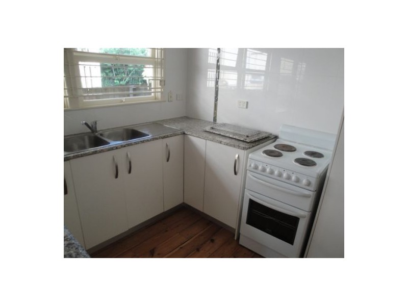 52 Robert Street, Labrador QLD 4215