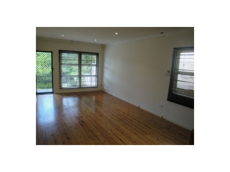 52 Robert Street, Labrador QLD 4215