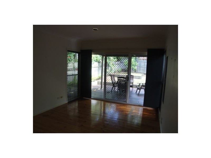 52 Robert Street, Labrador QLD 4215