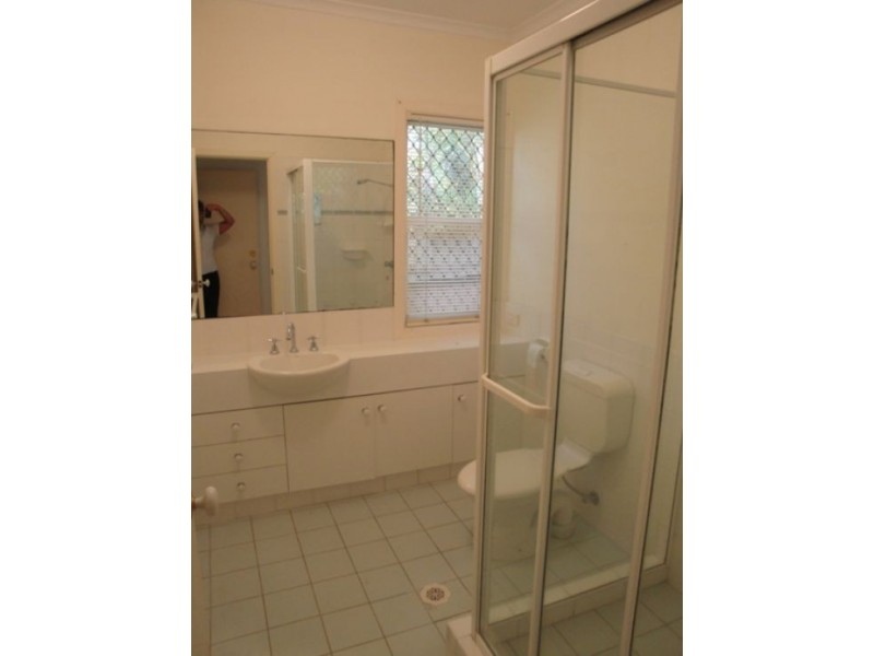 52 Robert Street, Labrador QLD 4215