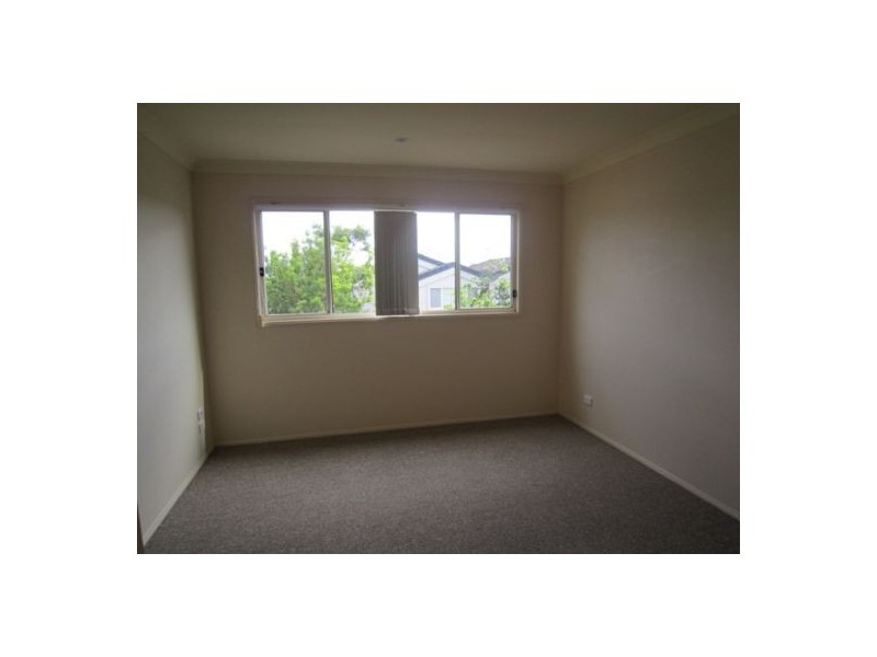 7/97 Eugaree St, Southport QLD 4215