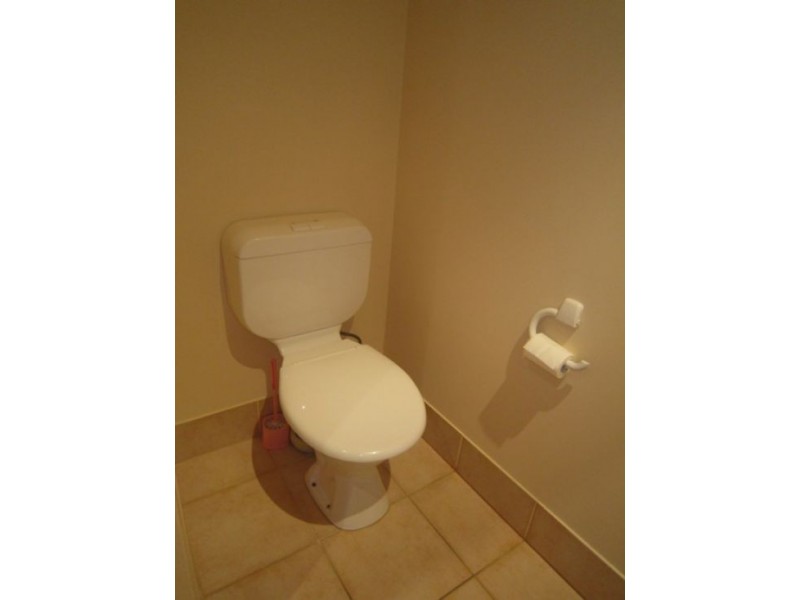 7/97 Eugaree St, Southport QLD 4215