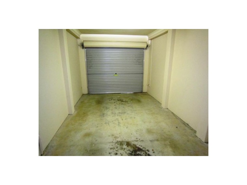 7/97 Eugaree St, Southport QLD 4215