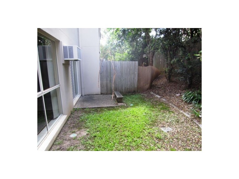 7/97 Eugaree St, Southport QLD 4215