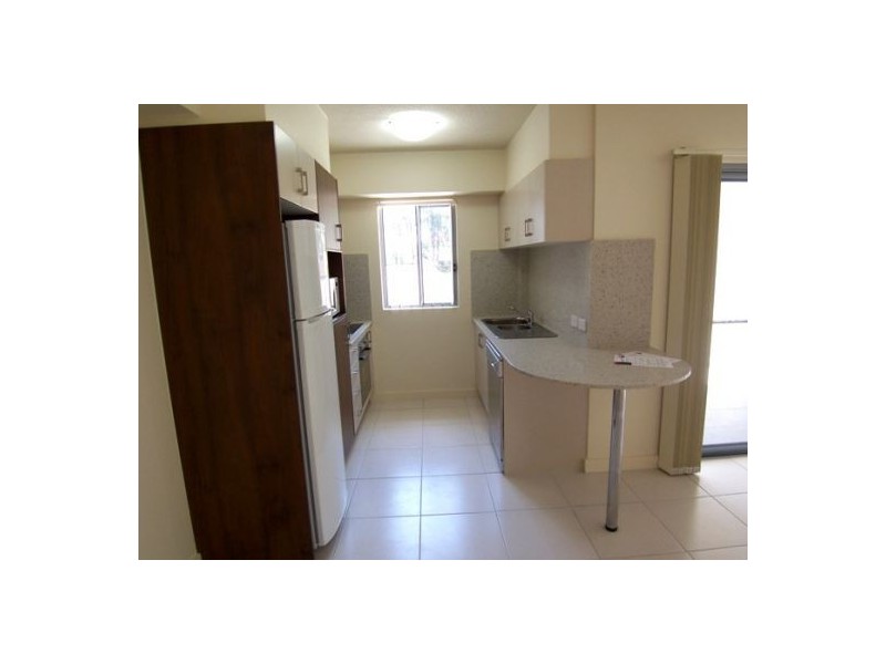 18/148 High Street, Southport QLD 4215