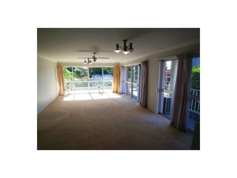 11/49 Bauer Street, Southport QLD 4215