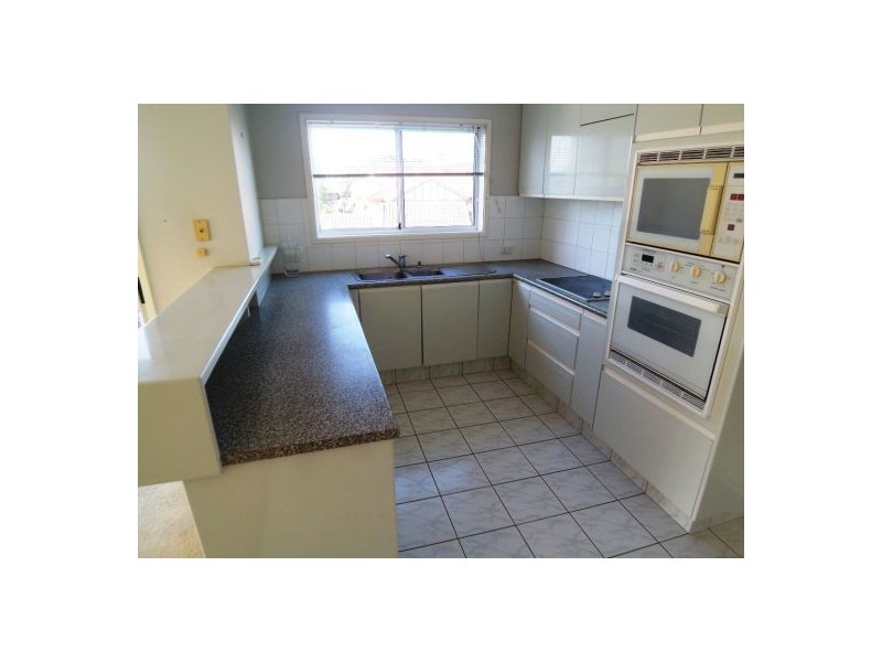 11/49 Bauer Street, Southport QLD 4215