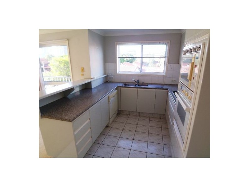 11/49 Bauer Street, Southport QLD 4215