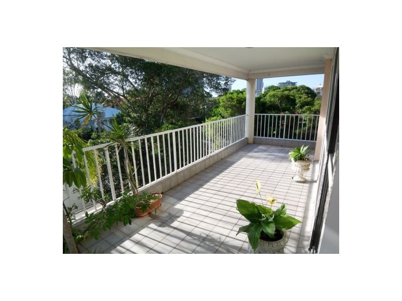 11/49 Bauer Street, Southport QLD 4215