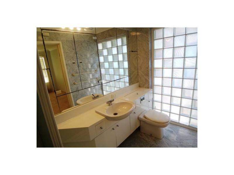 11/49 Bauer Street, Southport QLD 4215