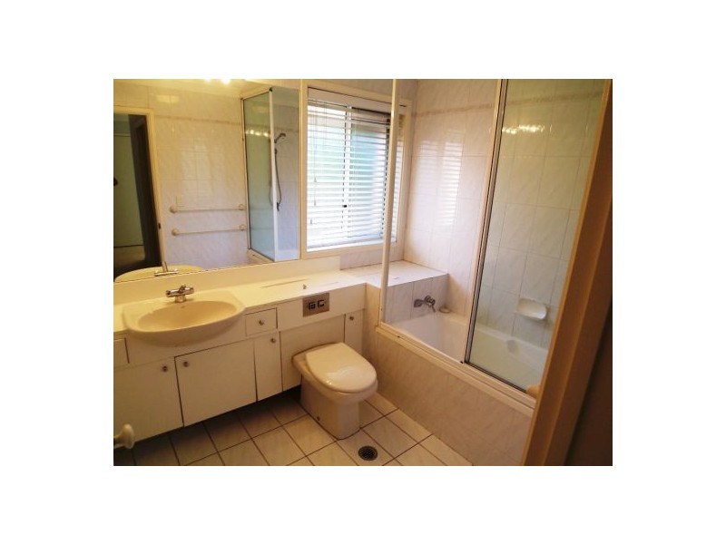 11/49 Bauer Street, Southport QLD 4215