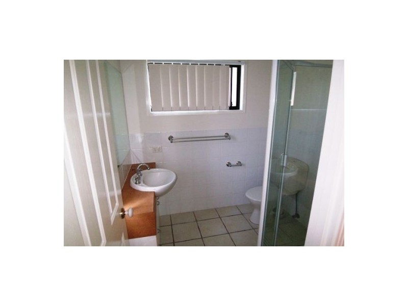 3/148  Johnston Street, Southport QLD 4215