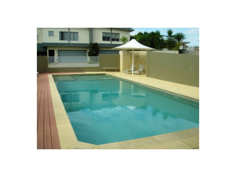 20/1 Boulton Drive, Nerang QLD 4211