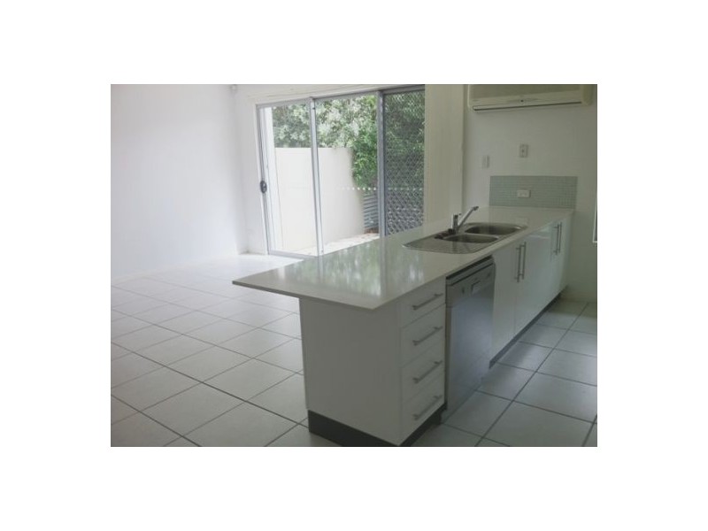 20/1 Boulton Drive, Nerang QLD 4211