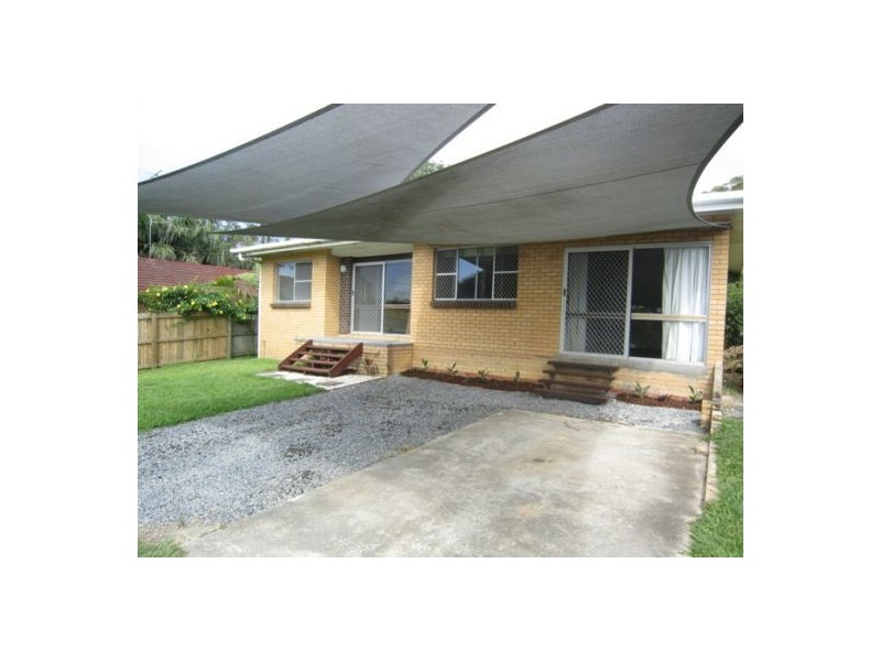 6 Sungold Avenue, Southport QLD 4215