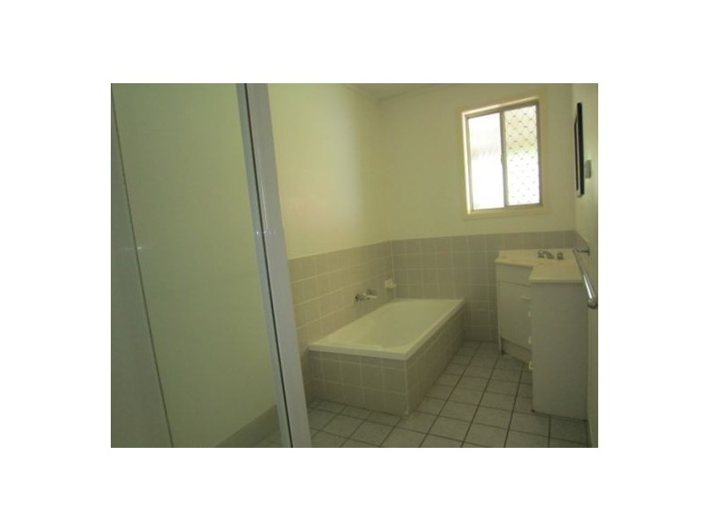 6 Sungold Avenue, Southport QLD 4215