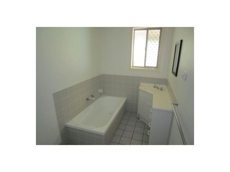 6 Sungold Avenue, Southport QLD 4215