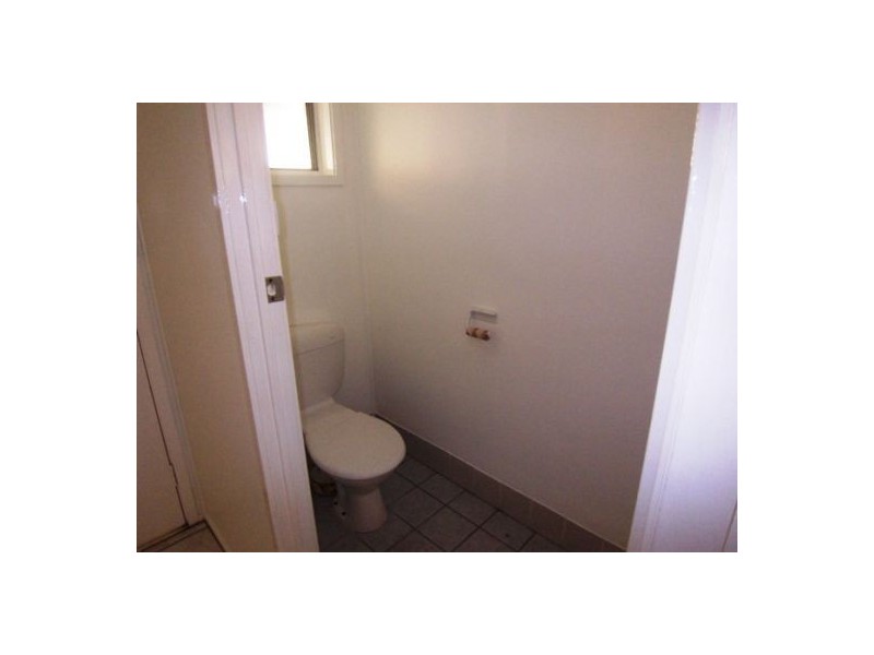 6 Sungold Avenue, Southport QLD 4215