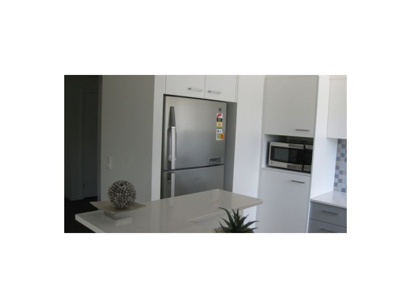 18/15 Lloyd Street, Southport QLD 4215