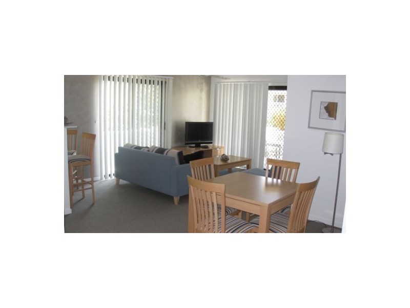 18/15 Lloyd Street, Southport QLD 4215