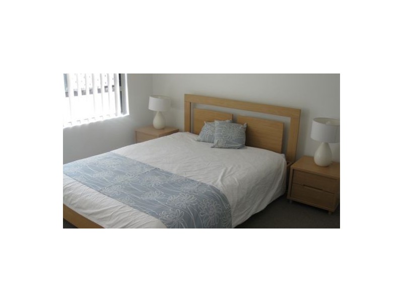 18/15 Lloyd Street, Southport QLD 4215