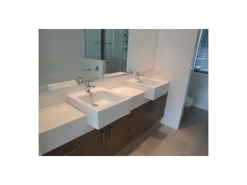 16/17 Great Southern Drive, Robina QLD 4226