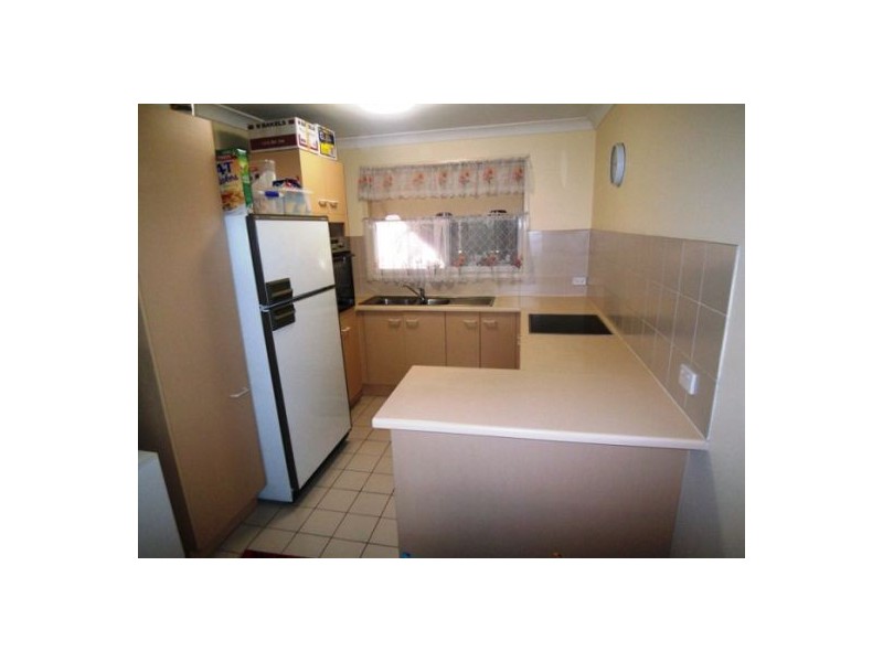 42/128 Benowa Road, Southport QLD 4215