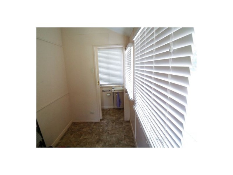 16 Mole Avenue, Southport QLD 4215