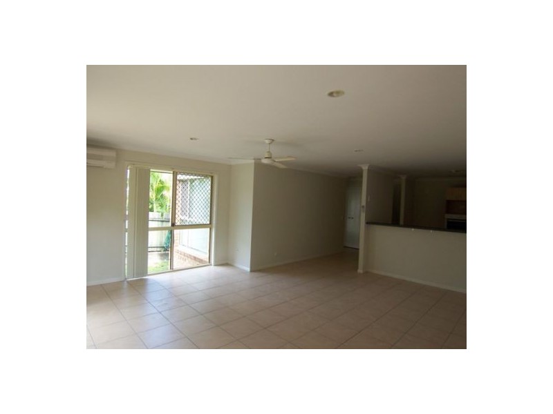 2/39 Alma Street, Southport QLD 4215