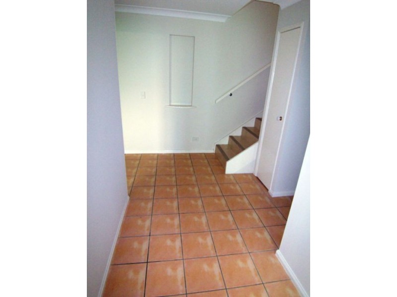 2/39 Alma Street, Southport QLD 4215