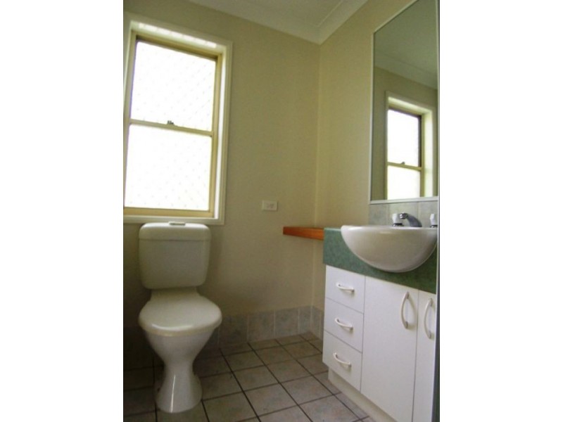 2/39 Alma Street, Southport QLD 4215