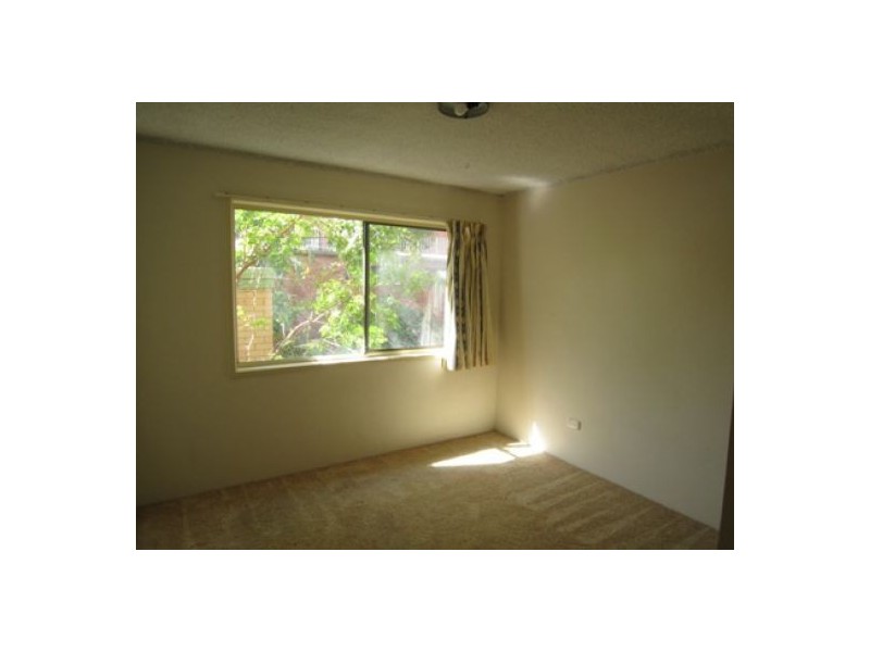 1/109-111 High Street, Southport QLD 4215