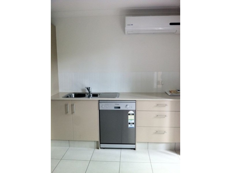 14/446 Pine Ridge Road, Coombabah QLD 4216