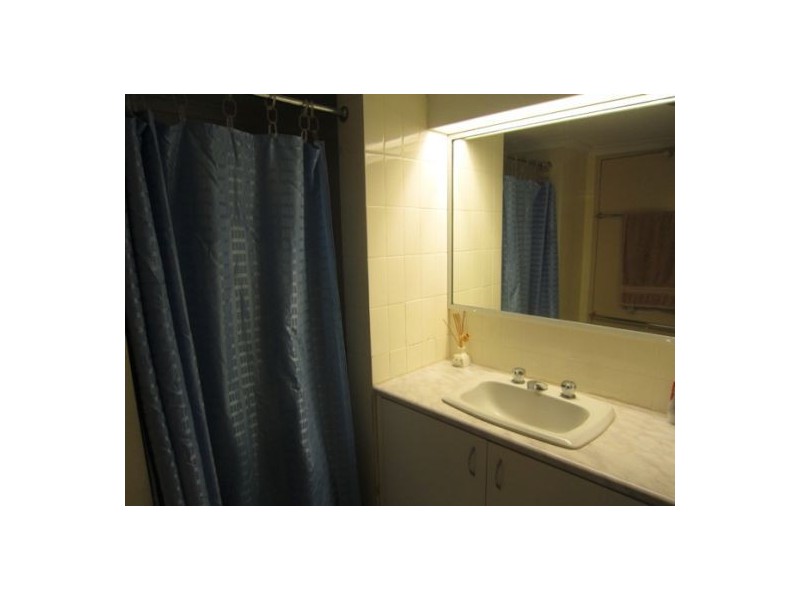 6/164  High Street, Southport QLD 4215